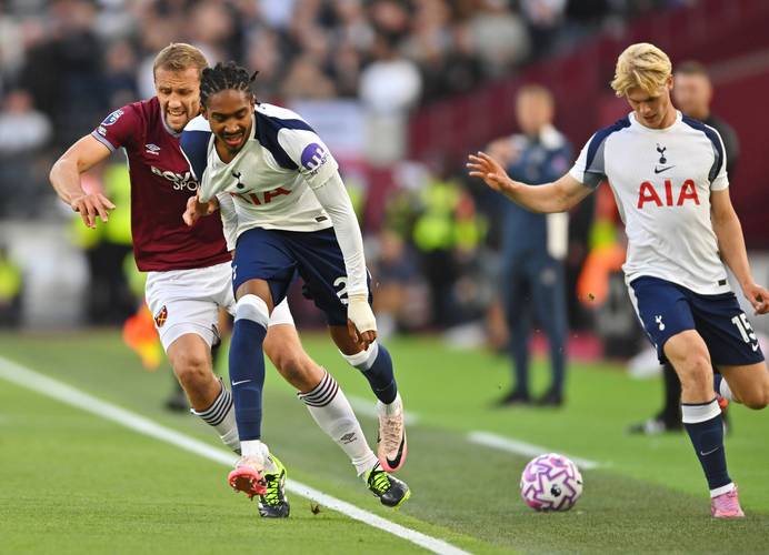 英媒：埃弗顿、利兹联等5家英超俱乐部有意日本国脚前田大然（英媒称：埃弗顿、利兹联等五家英超队有意日本国脚前田大然）