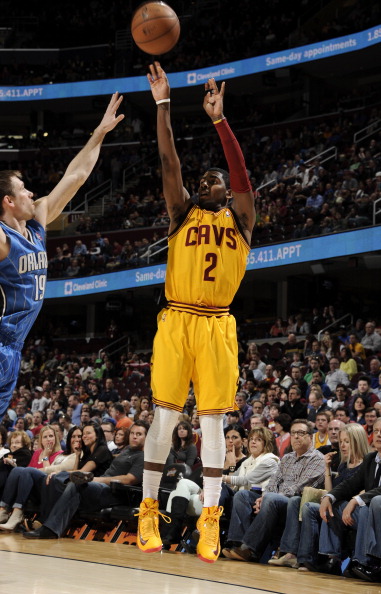 主场仅赢3场，本赛季亚泰的联赛主场胜率为全中超最低（本季亚泰联赛主场仅3胜，胜率中超最低）