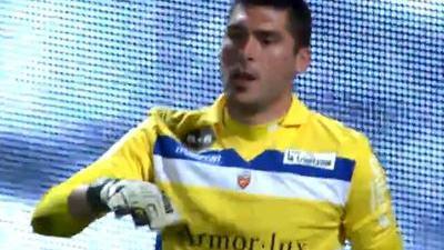 马德兴：海港队低调埋头干事，球迷不树敌，这是中超需要的（马德兴：海港低调专注，球迷不对立，这正是中超所需）