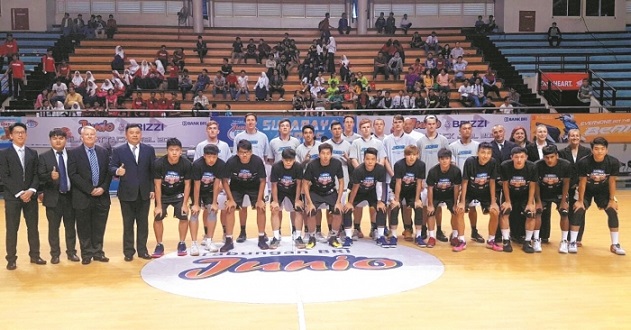 舍甫琴科：我喜欢这支米兰的热情；莱奥能在我那时的米兰踢球（舍甫琴科盛赞当下米兰的激情：莱奥放在我那支米兰也能立足）