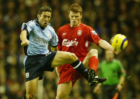 拿日本战犯照片！三笘薰8天仍未道歉，足球游戏怒了：删除，价值归零（日本战犯照风波未平：三笘薰8天未道歉，足球游戏怒删，价值清零）