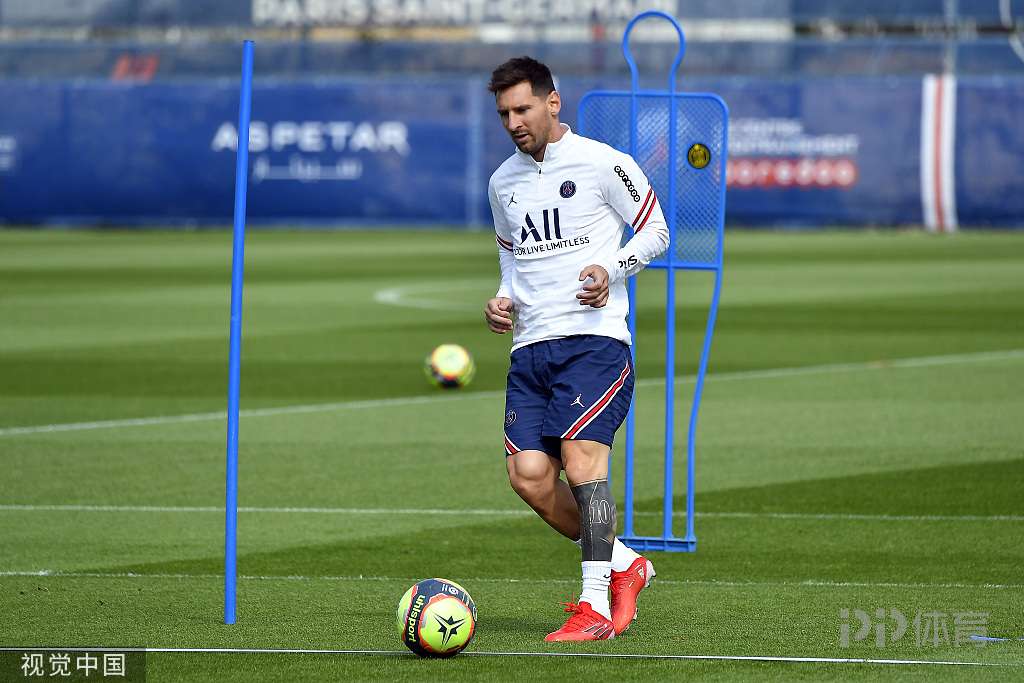 王曼昱回应伤病：每个人都面临困难，会用责任感和使命感克服（王曼昱回应伤情：难关人人有，我将以责任与使命挺过去）